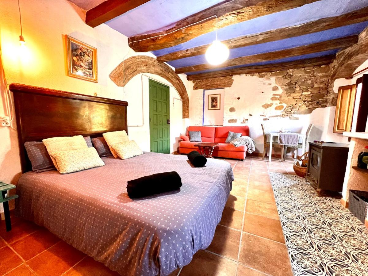 B&B Anglès - Estudio en masía Can Mon - Bed and Breakfast Anglès