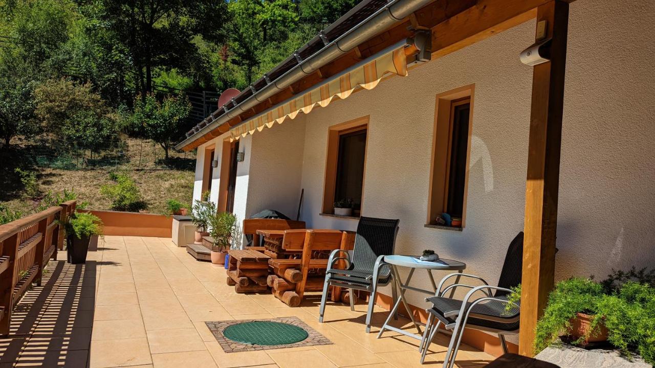 Ferienhaus Manoury am Klosterbrunnen - Bed and Breakfast Waldeck