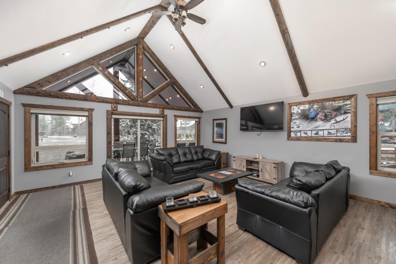 Eagle Nest - B&B Valemount