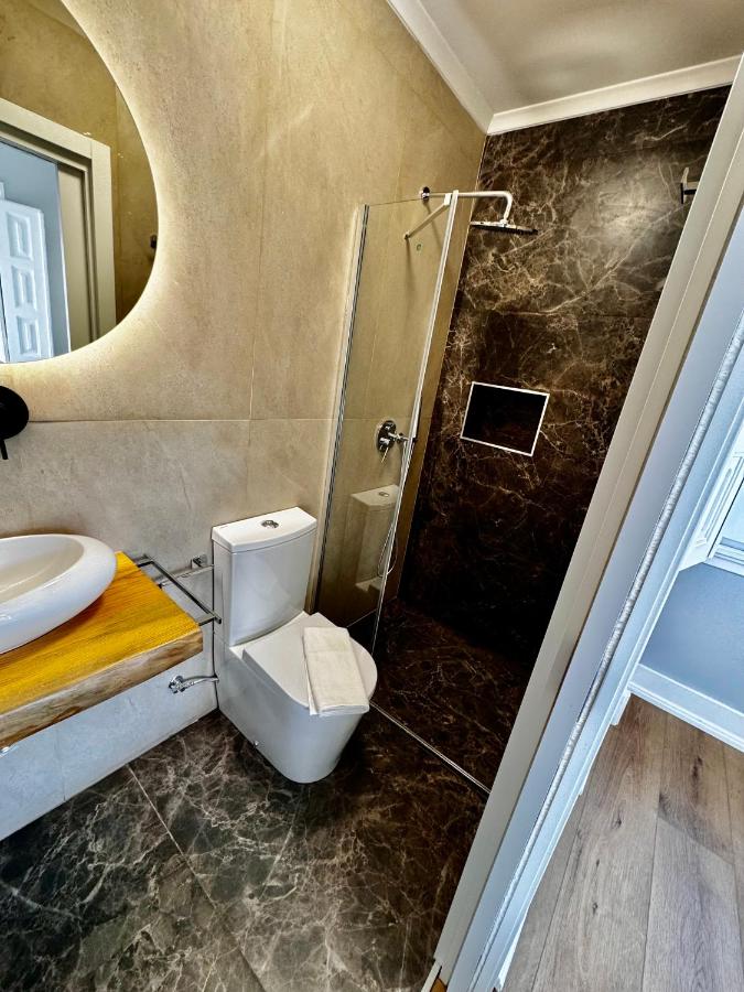Camera Matrimoniale con Bagno Privato