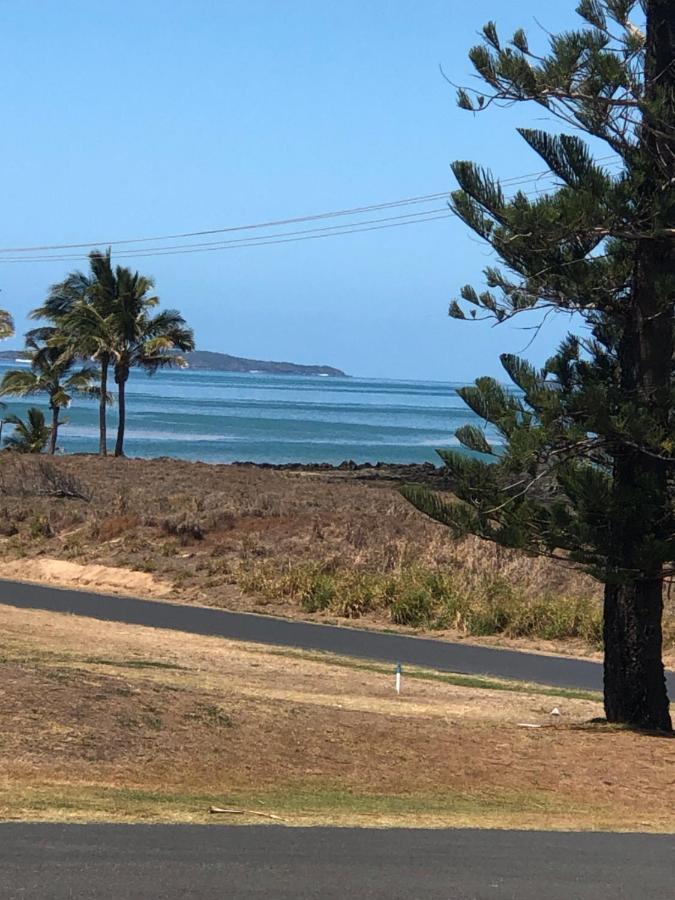 Emu Park Beach Front Apartment - B&B Emu Park