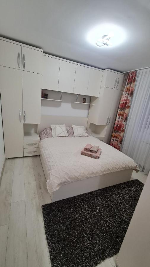 Apartament Violeta - Bed and Breakfast