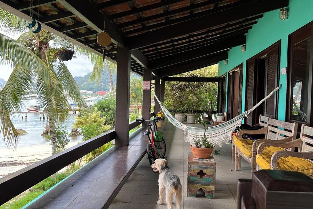 Casa Verde à Beira-Mar - B&B Angra dos Reis