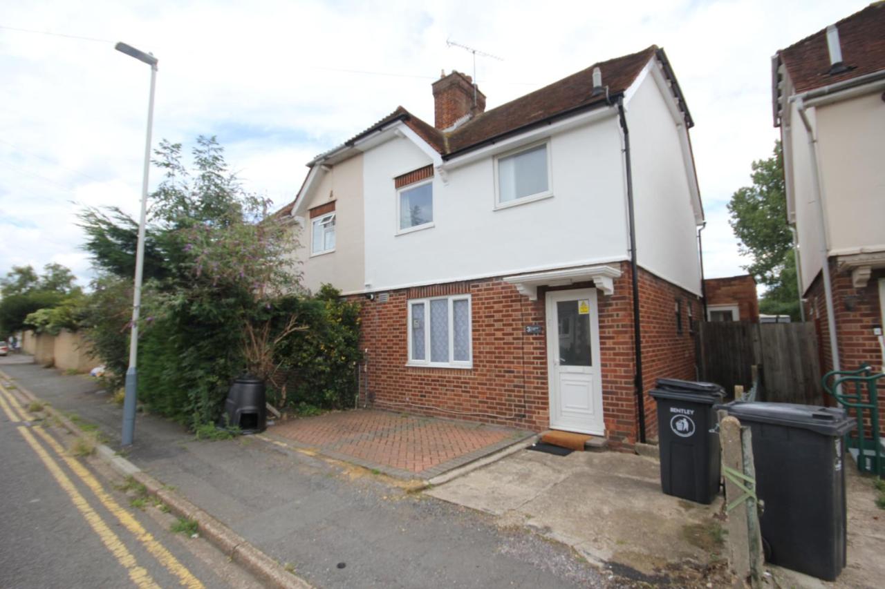 Rockingham House Uxbridge - B&B Uxbridge