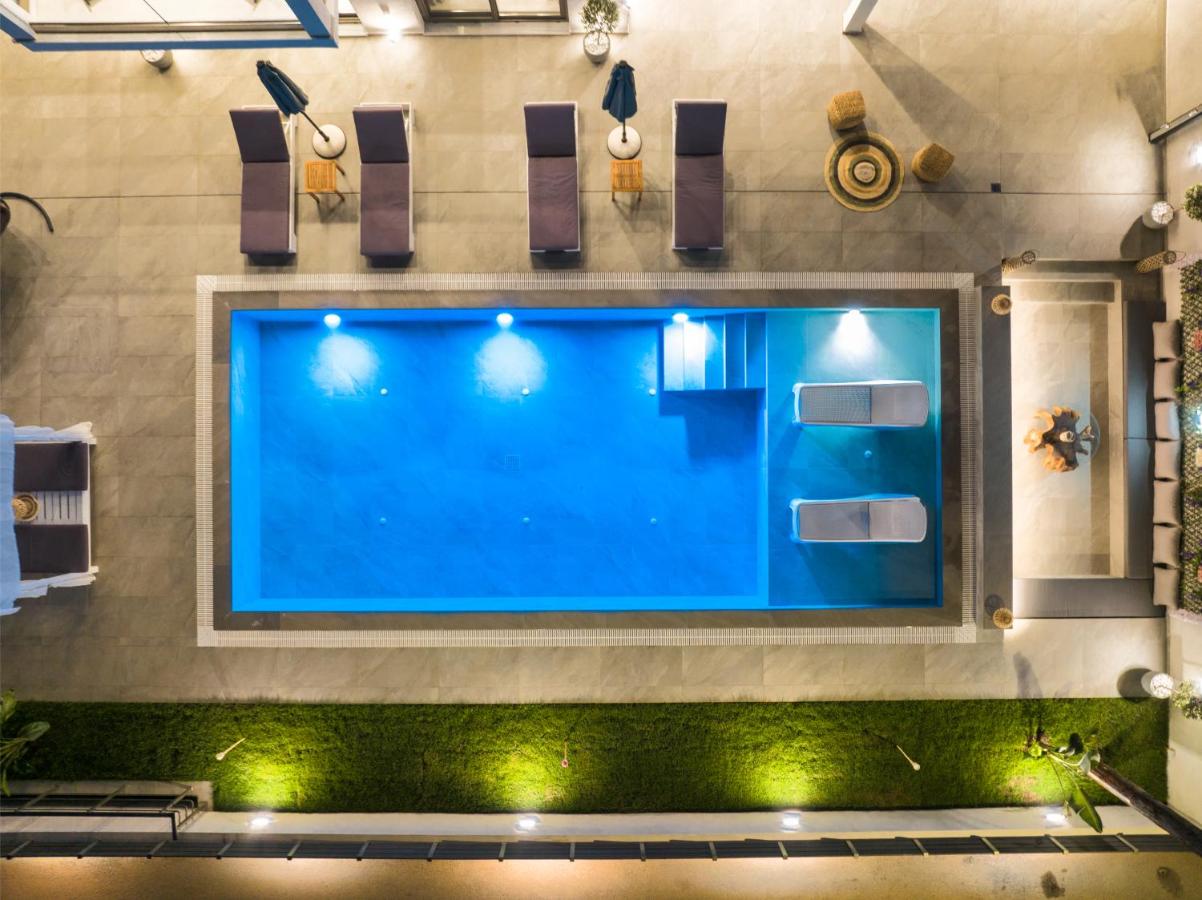 AJ - Seaview Private Villa - B&B