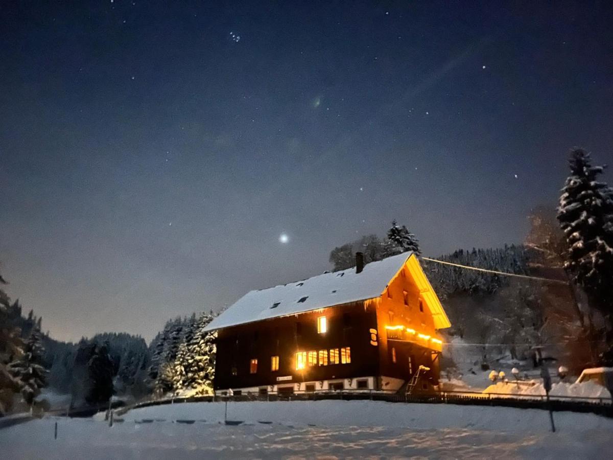 Sporthostel Rössle - B&B