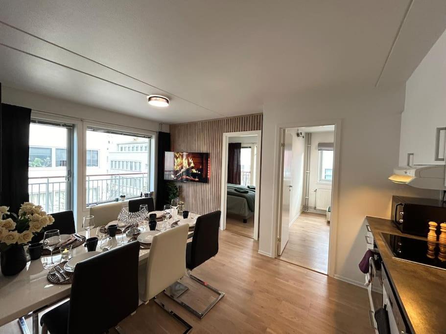 B&B Oslo - Luxurable super central 3 BR apt for a family of 6 in Oslo - Bed and Breakfast Oslo