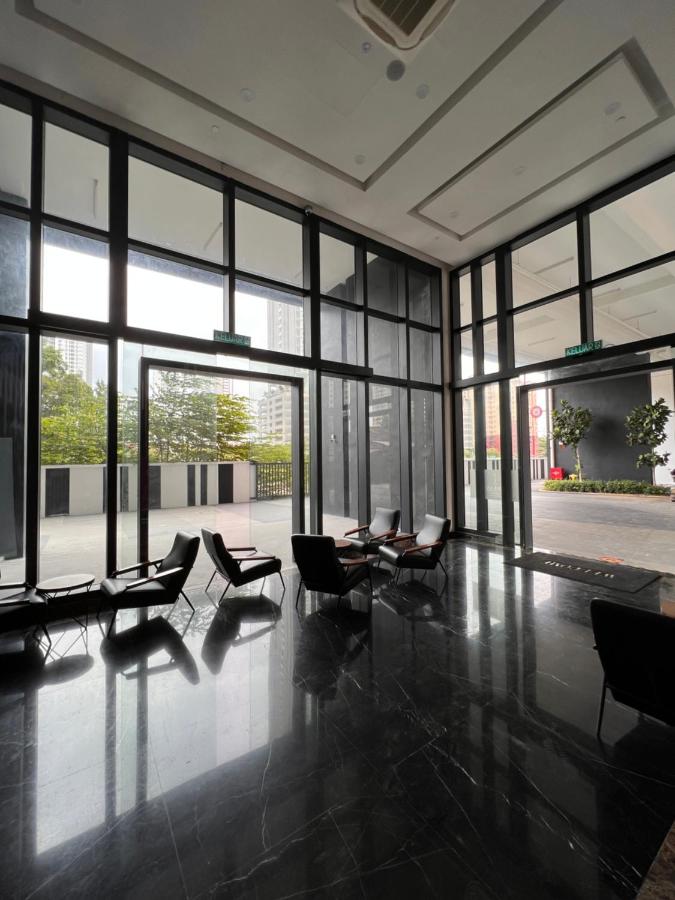 Georgetown Skypool Urban 3BR Family & Baby-Friendly 9pax Seaview Penang - B&B