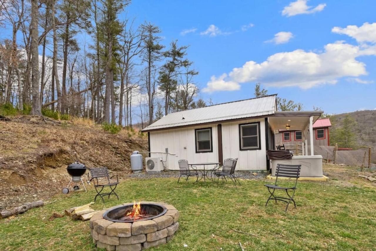 Clementine Cottage at Doe Creek - Ferienwohnung Blowing Rock