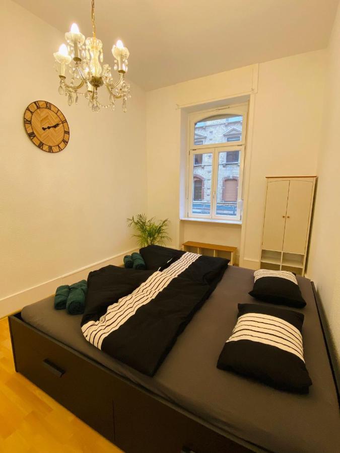 B&B Wiesbaden - Modernisierte, traumhafte Wohnung in zentraler Lage - Bed and Breakfast Wiesbaden