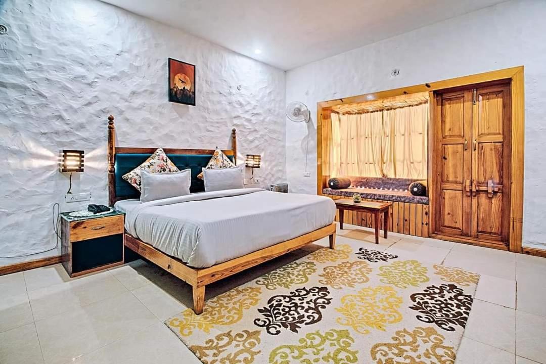 Chambre Double - Vue sur Montagne