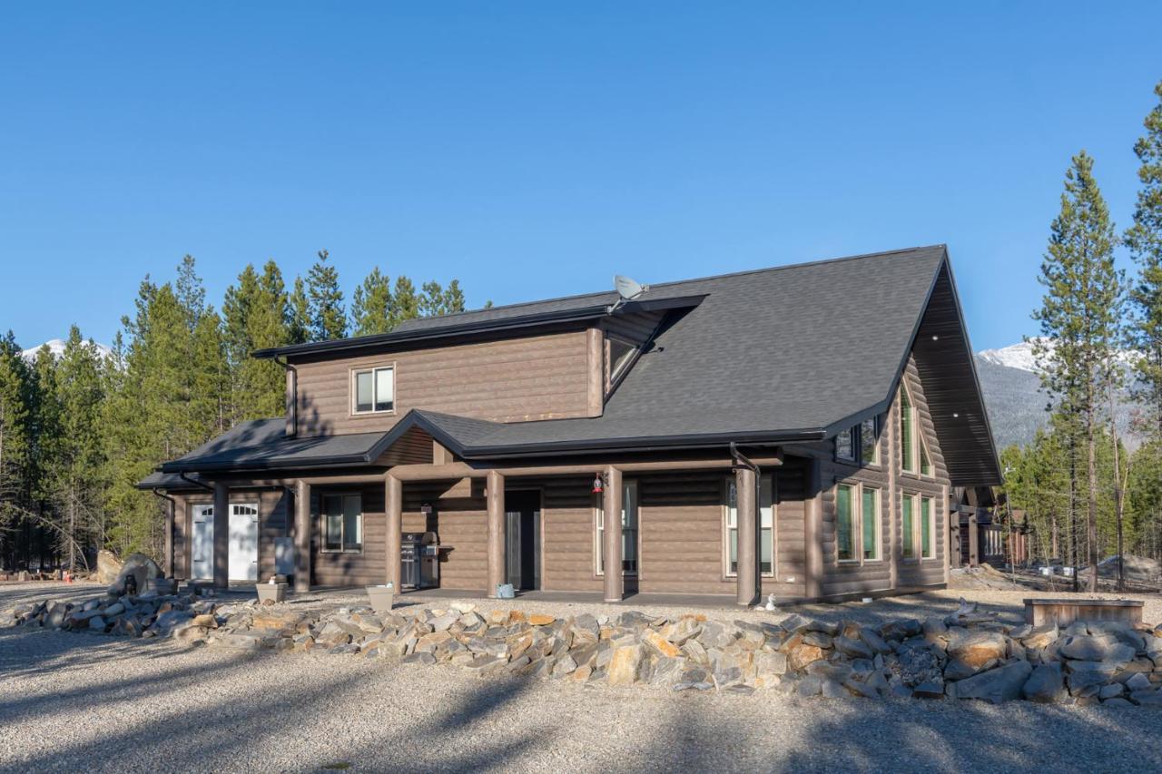 Sunny Peaks - B&B Valemount