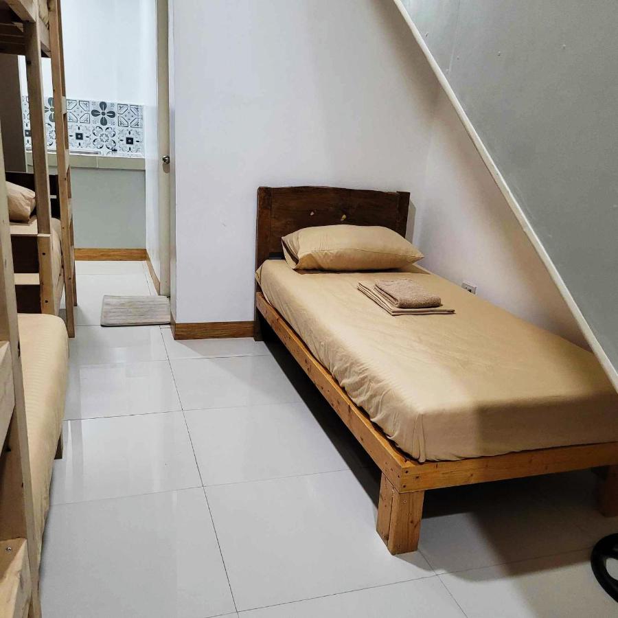 Habitación Familiar con baño privado