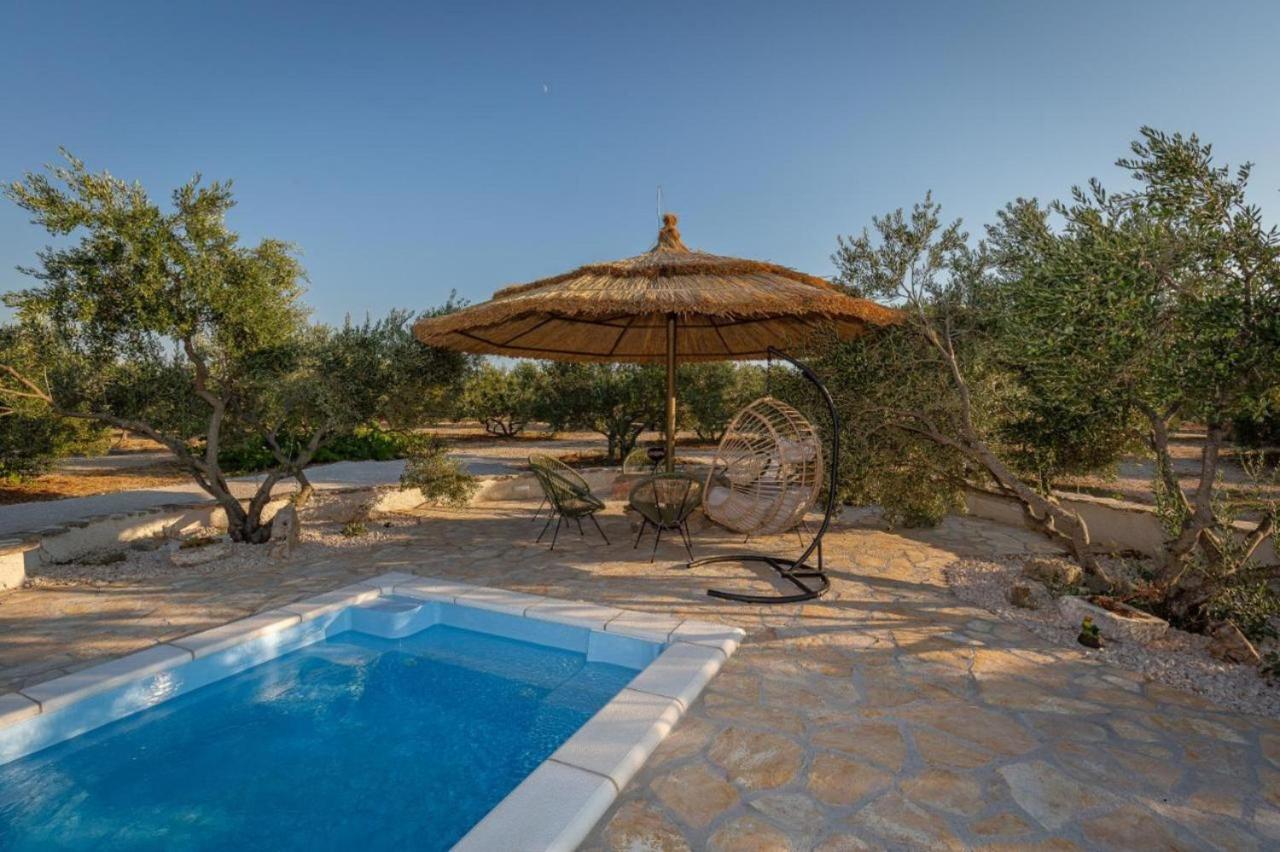 Eco Villa Solus with pool - B&B