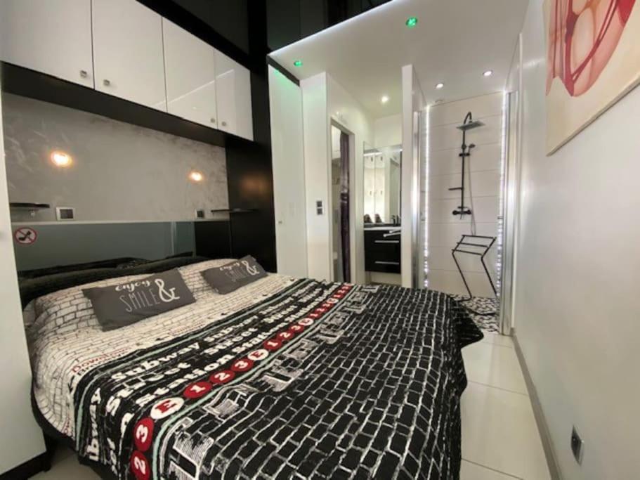 Studio 7, Port Nature 1 au village naturiste - B&B Le Cap d'Agde