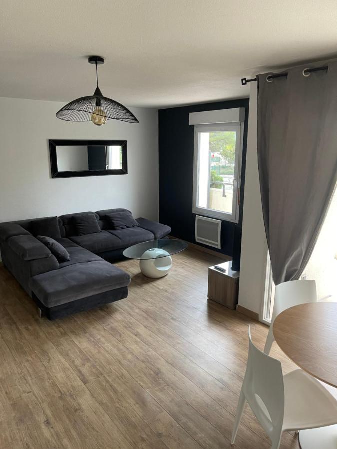 Jolie T2 au golf de Seilh - B&B