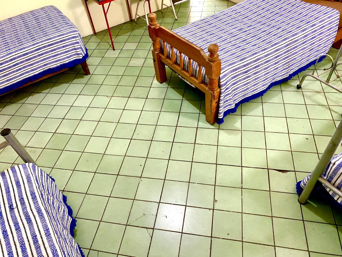 Posto Letto in Dormitorio con 4 Letti 