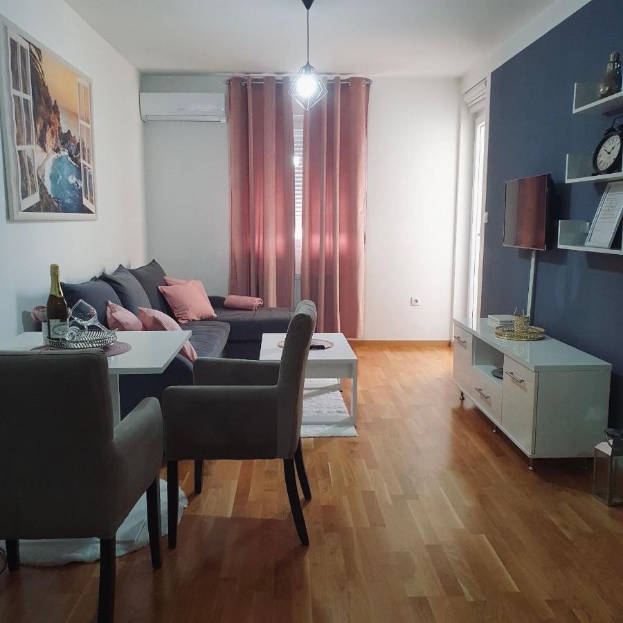 B&B Doboj - Apartman Royal 2 - Bed and Breakfast Doboj