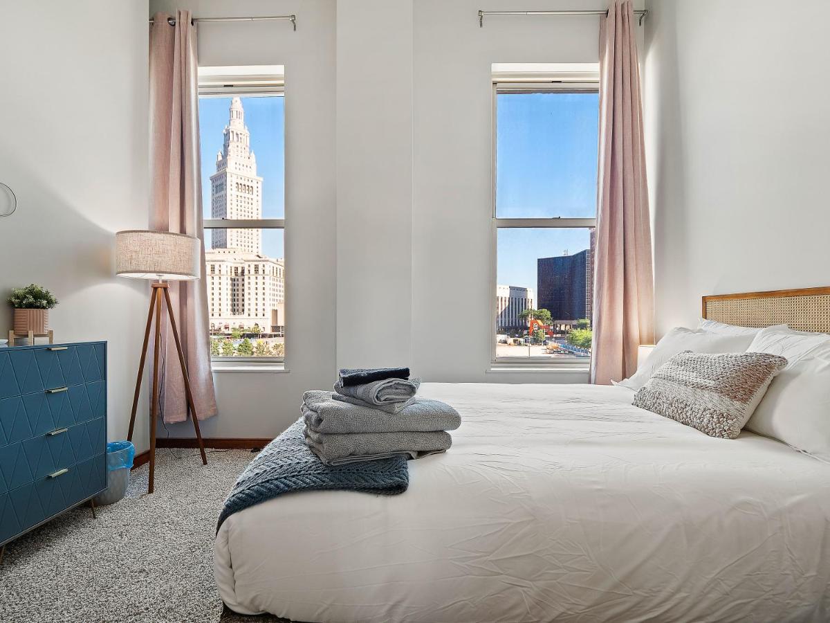 Skyloft Condo - Walk To Stadiums - City Views - Chambres d’hôtes
