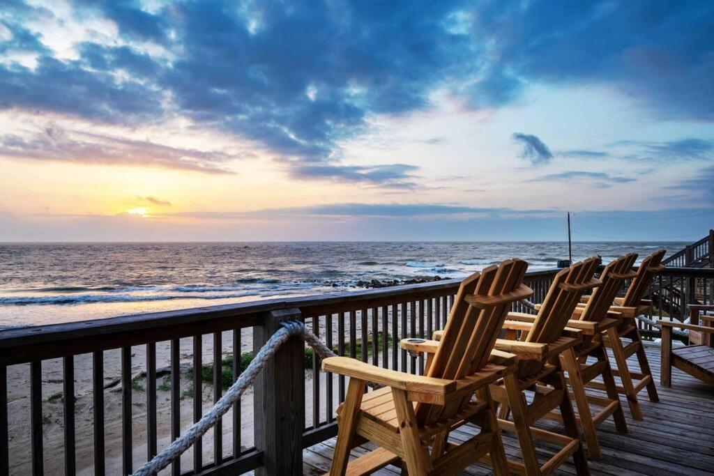Incredible Sunrises*Sleeps 12*Beautiful - B&B