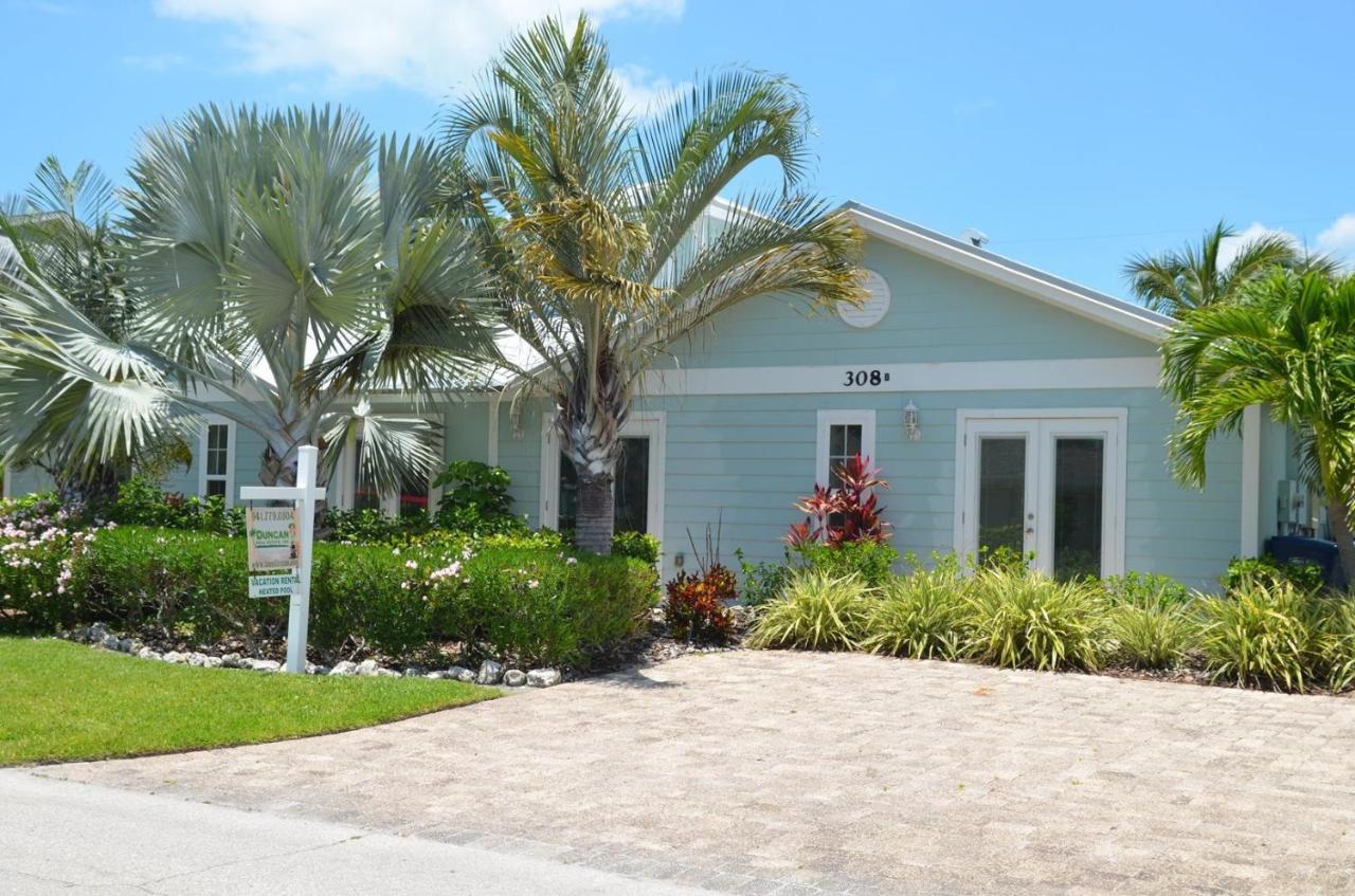 Coconut Breeze Cabin - Bed and Breakfast