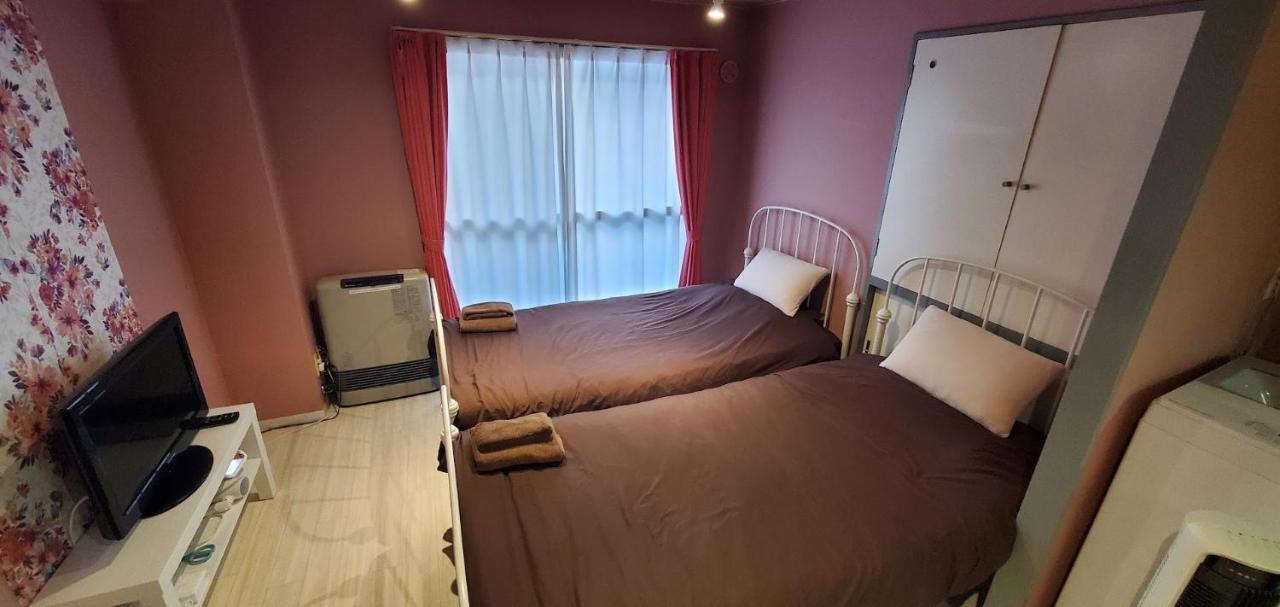 札幌市中心部大通公園まで徒歩八分観光移動に便利なロケーション"302" - B&B Sapporo