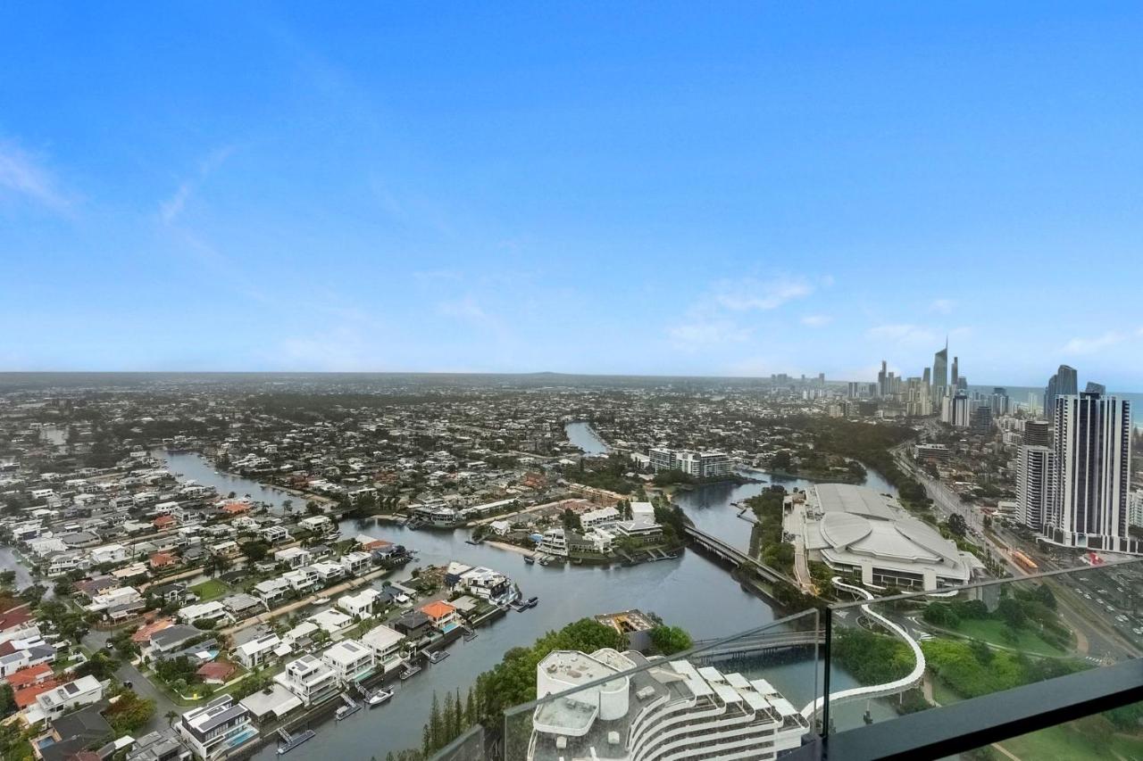 Broadbeach Island 2 Bedroom Casino Apartment - CoastHM - B&B Gold Coast