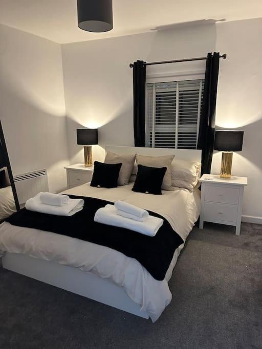 B&B Romsey - 2 bedroom modern flat in Romsey - Bed and Breakfast Romsey
