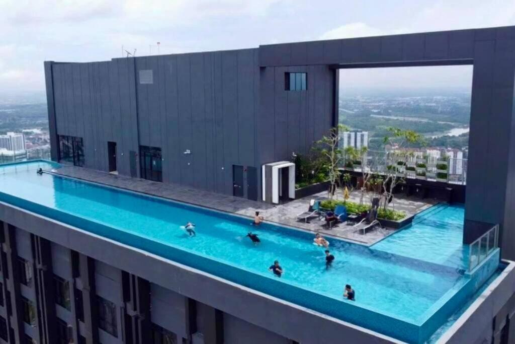 Hill10 Residence, i-city Shah Alam (Golden Shacks) - Chambres d'hôtes Shah Alam