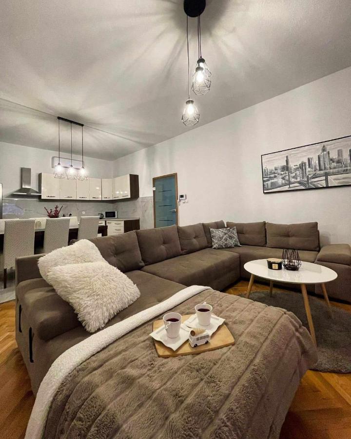 B&B Imotski - Kosante - 4 stars apartment - 150 m2 with fitness room - Bed and Breakfast Imotski