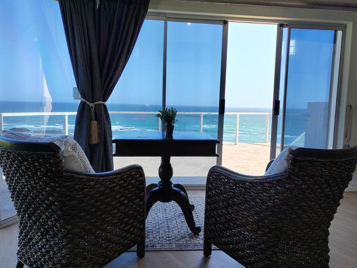 Studio with Sea View