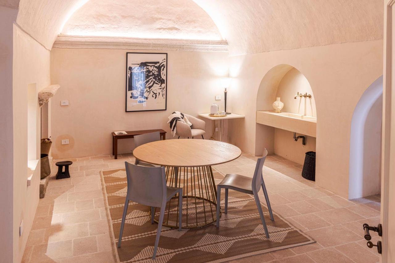 Camera Matrimoniale con Vista Piscina