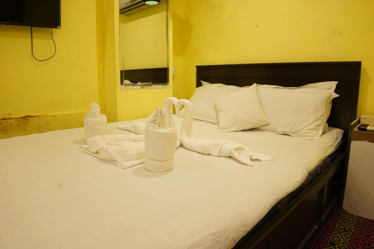 B&B Sylhet - Hotel Relax Inn - Bed and Breakfast Sylhet