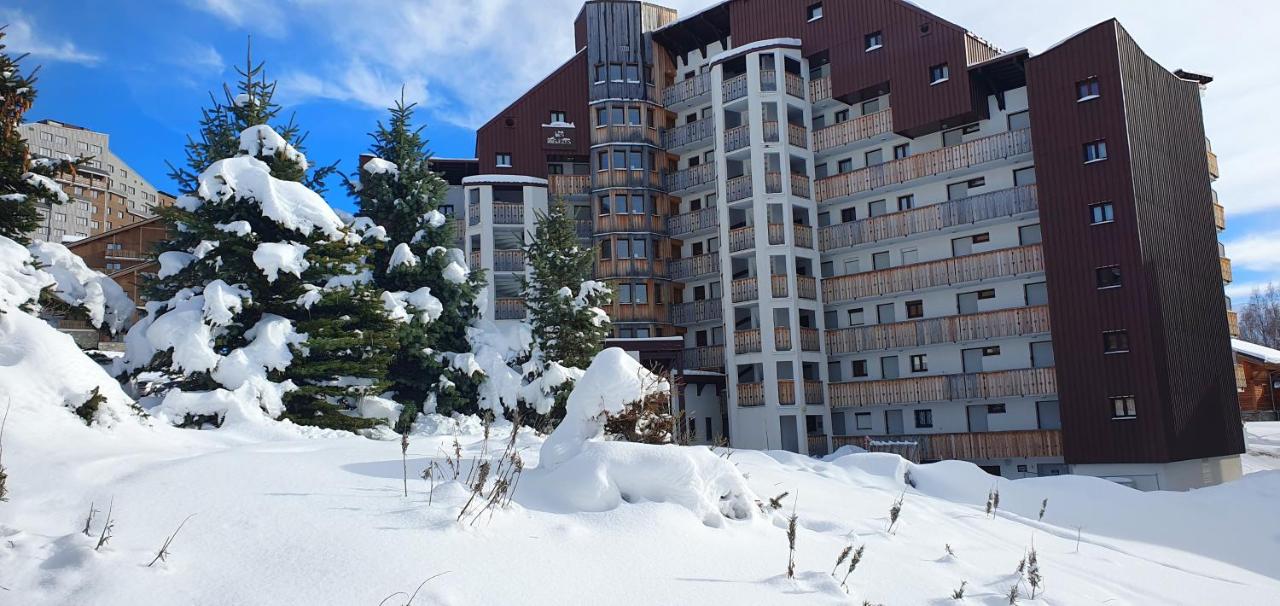 Pieds des pistes - Parking couvert - Plein sud - B&B