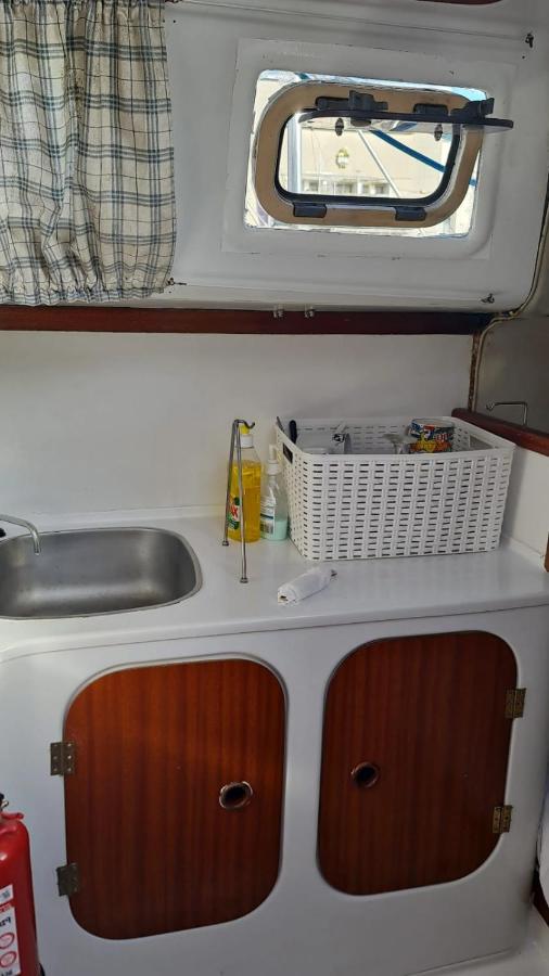 Vintage Sailboat in Belém - B&B Lisbona