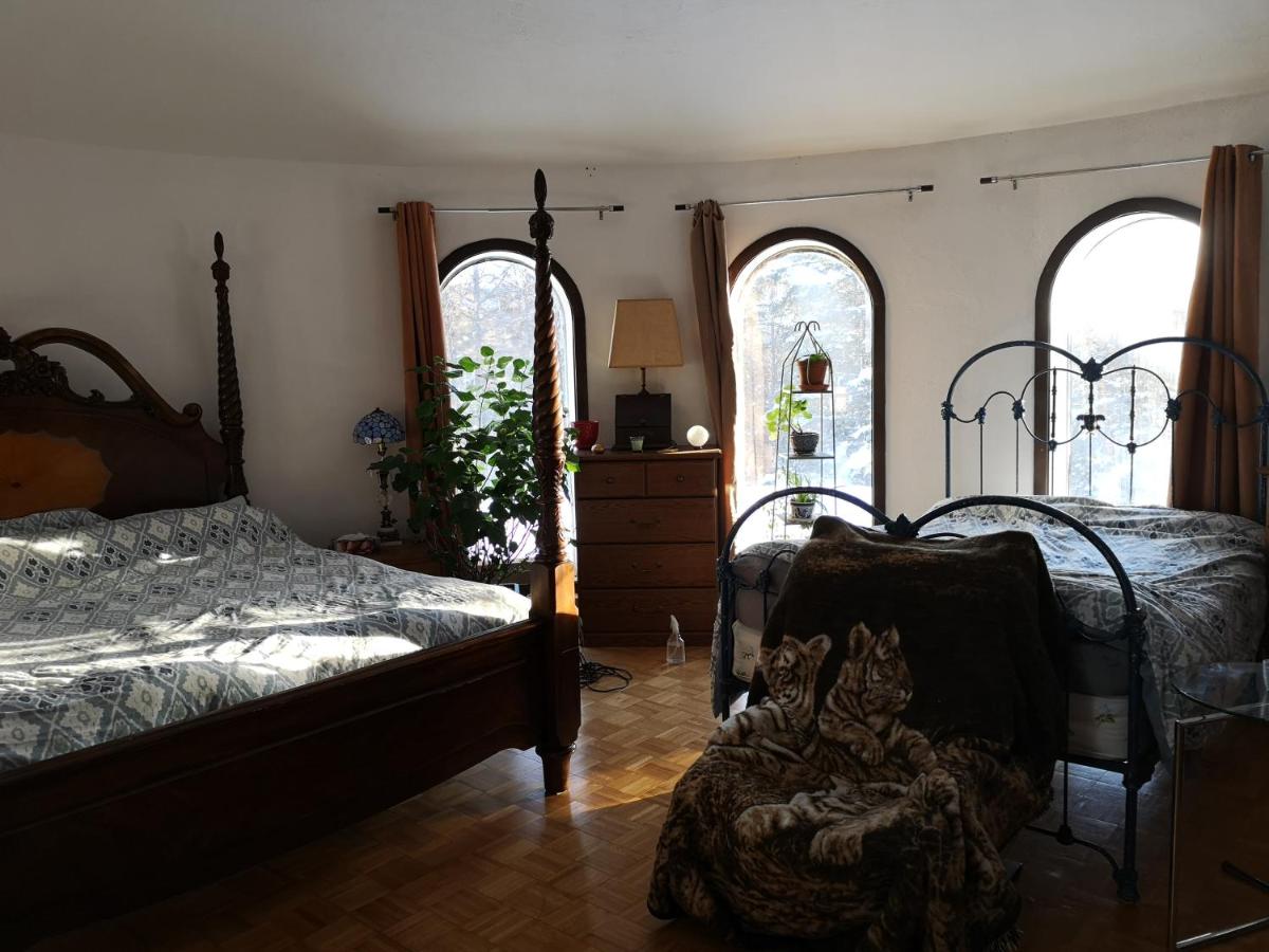 Chambre Familiale avec Salle de Bains Privative
