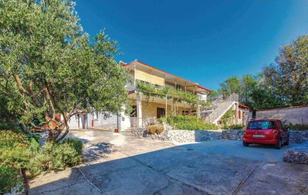Apartment in Novi Vinodolski 15333 - B&B