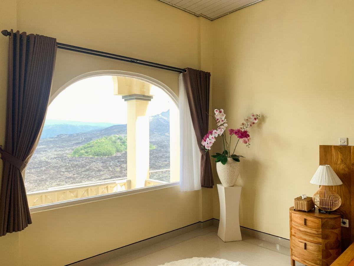 Junior Suite with Mountain View