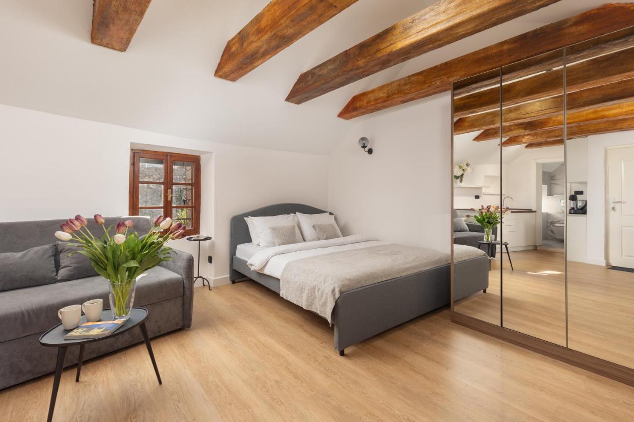Old Town South Gate Apartment - B&B