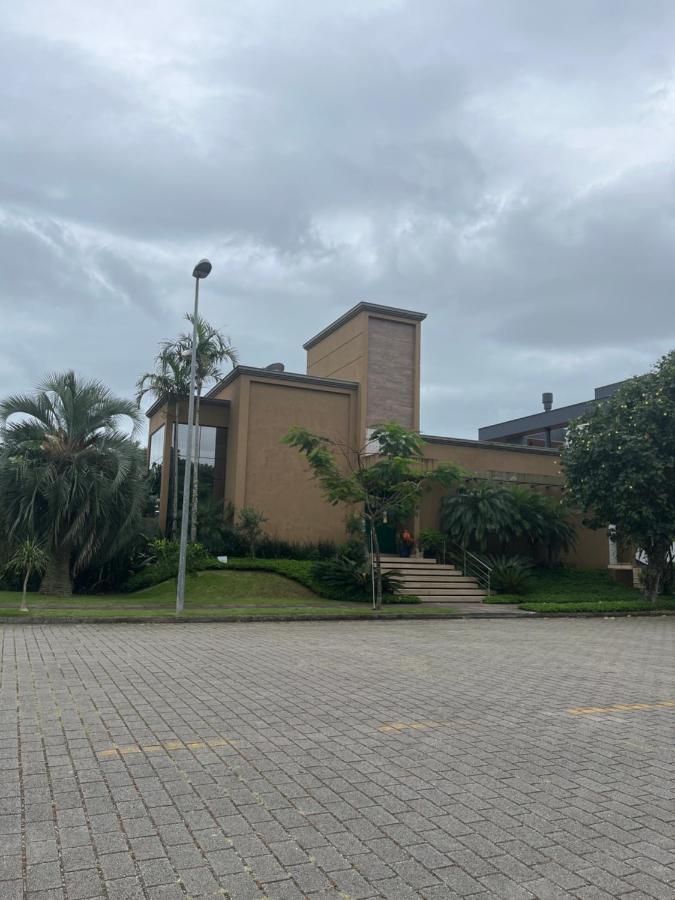 Suite em linda casa em Jurerê internacional - B&B