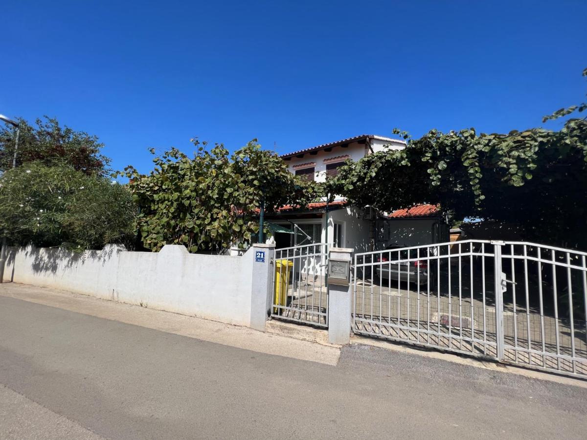 Apartments Radošević - Ferienwohnung Medulin