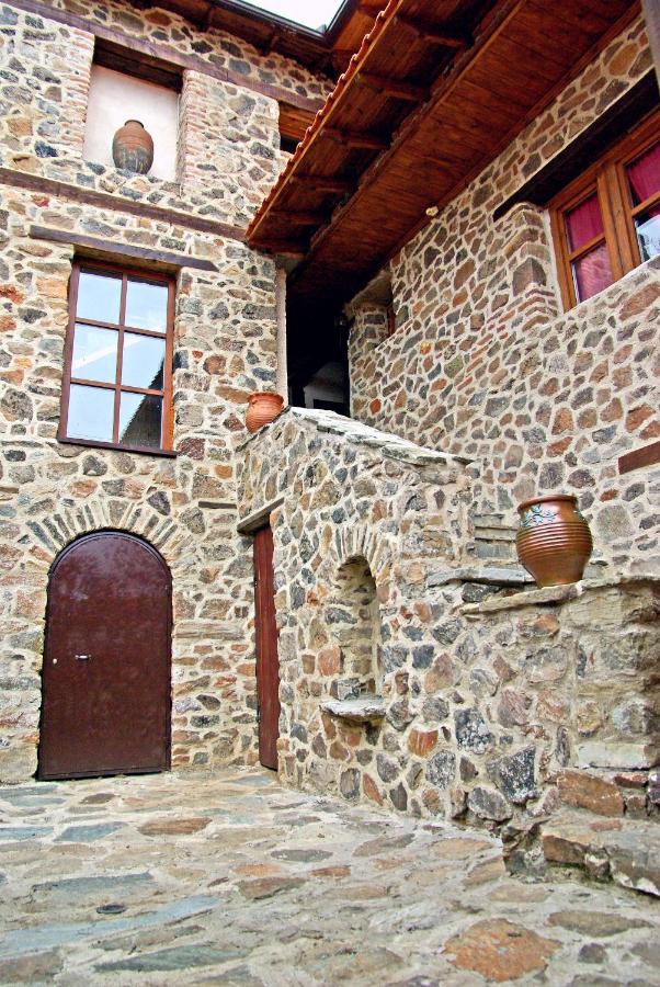 Iaspis Guesthouse - B&B