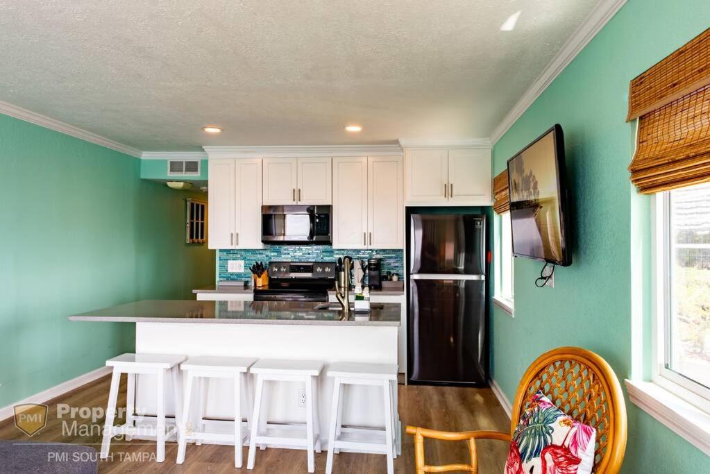 Tampa Bay Breeze - B&B Tampa