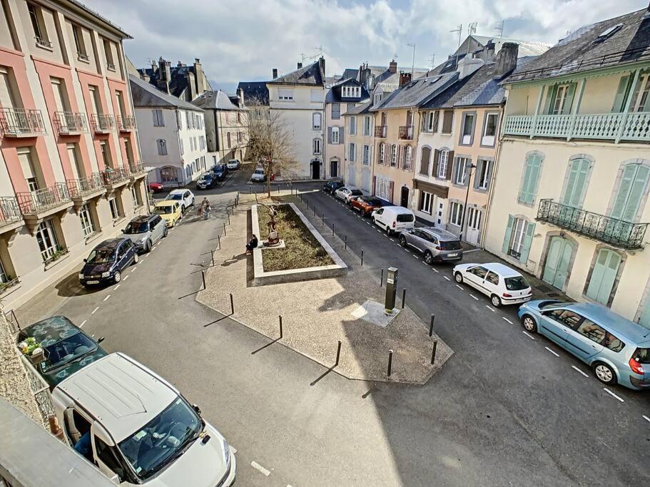 [L'ABBAT-JOUR] L'émeraude • Plein Sud • Thermes - B&B Bagnères-de-Bigorre