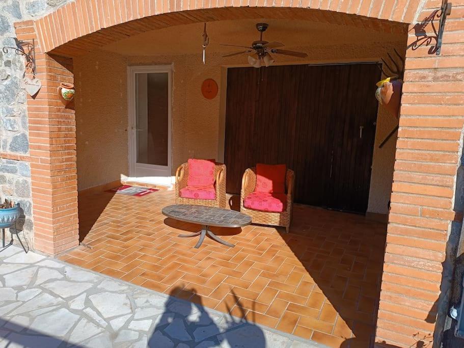 F2 classé 3 étoiles vue montagne, extérieur clos - Ferienwohnung