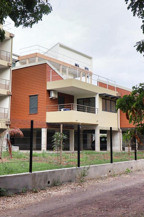 Logement 4 pièces Étang St Paul - B&B