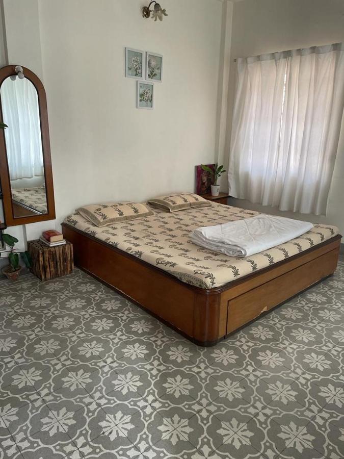 B&B Kolkata - Beautiful Holiday Home - Bed and Breakfast Kolkata