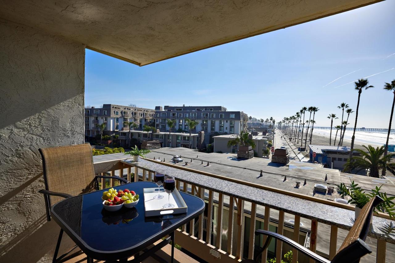 B&B Oceanside - Oceanfront condo at North Coast Village - Bed and Breakfast Oceanside