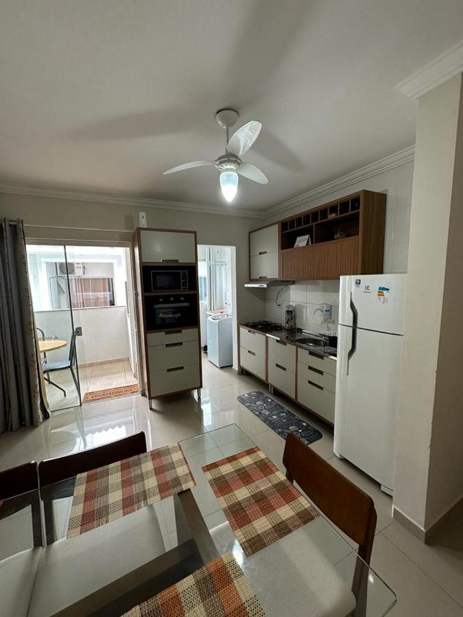 EDÉSIA B-303 - Dois dormitórios - 1 suíte - B&B