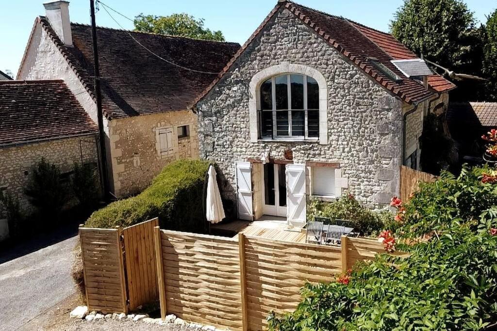 Ancien studio d'artiste à la campagne - B&B Vou